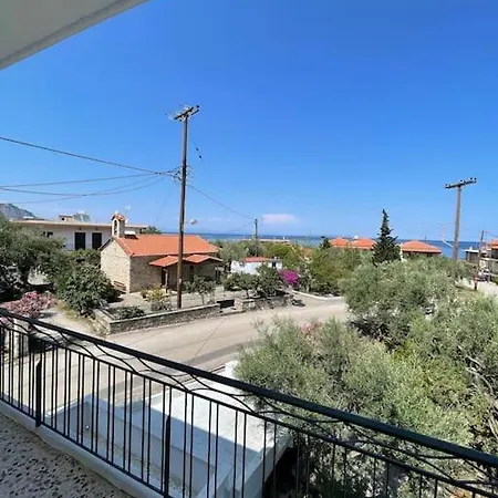 Apartment Eirini House *