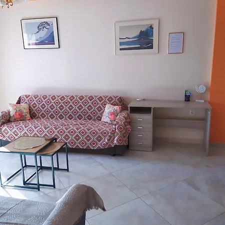 Eirini House Apartment