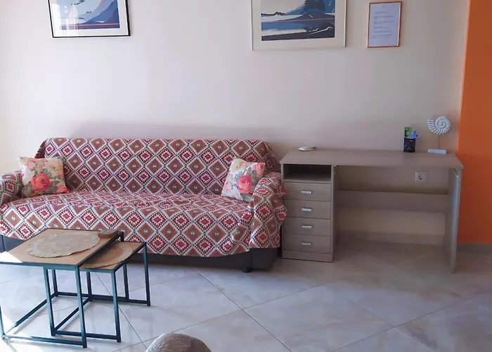 Eirini House דירה